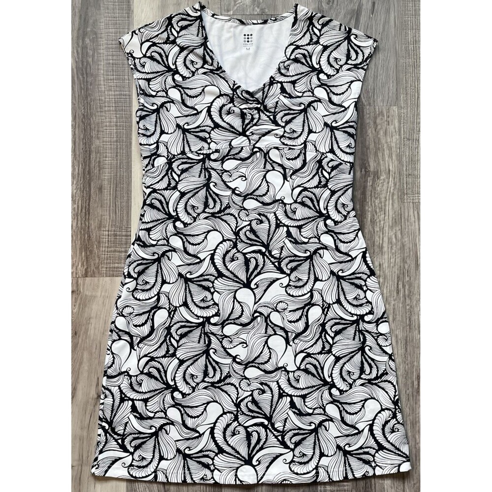 Title Nine Medium Black White Paisley Print V Neck Dress Cap Sleeve Athleisure